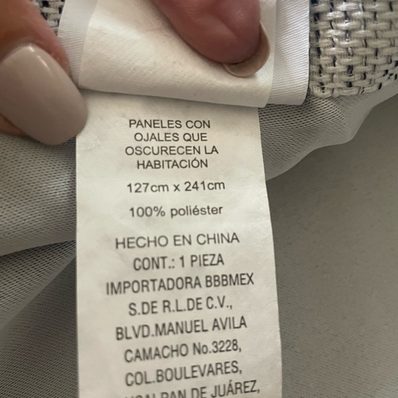 Curtain Panels (2) - Picture 3 of 5